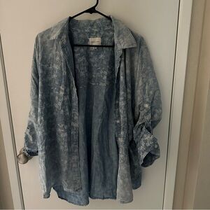 American Eagle Women’s Oversized Boyfriend Button Down
